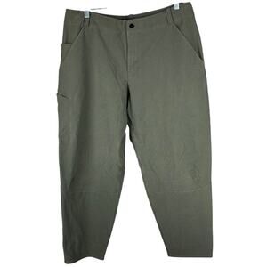 Lululemon Utilitech Carpenter Pant Army Green Men's Size 38 x 28 EUC